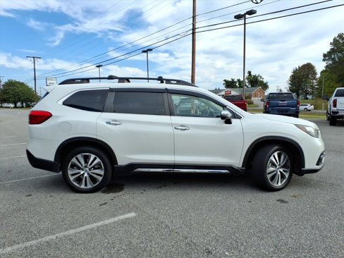 Used 2019 Subaru Ascent Touring w/ Popular Package #3 image 3