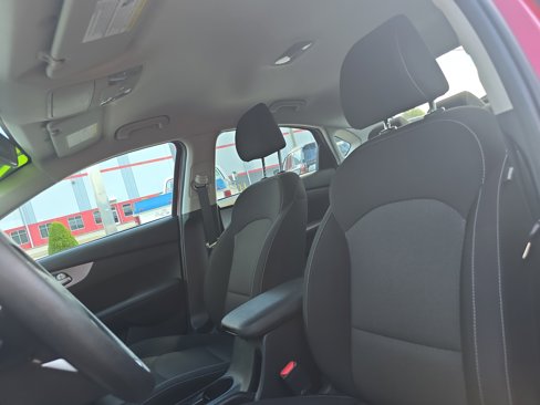 Used 2023 Kia Forte LXS image 12