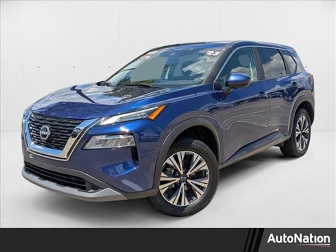 Used 2023 Nissan Rogue SV image 1