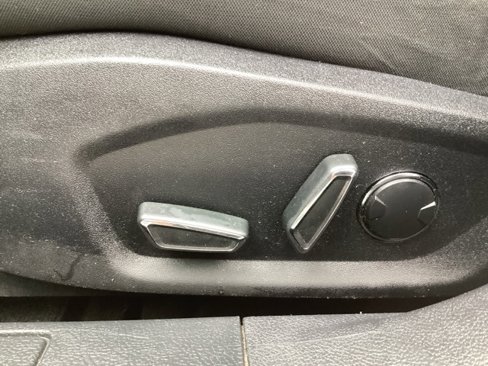 Used 2017 Ford Fusion SE image 24