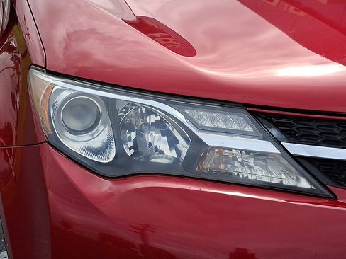 Used 2015 Toyota RAV4 XLE image 9