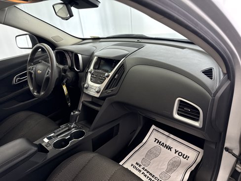 Used 2017 Chevrolet Equinox LS image 13