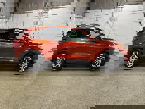 Used 2020 Ford Escape SE image 5