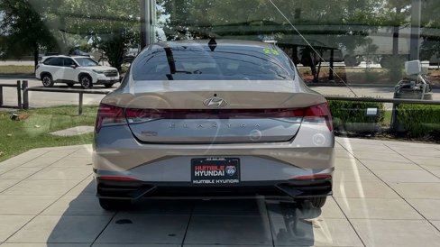 Certified 2023 Hyundai Elantra SEL image 19