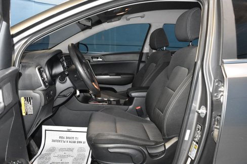 Used 2019 Kia Sportage LX image 6