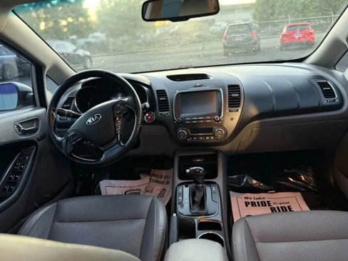 Used 2017 Kia Forte EX w/ EX Premium Plus Package image 13