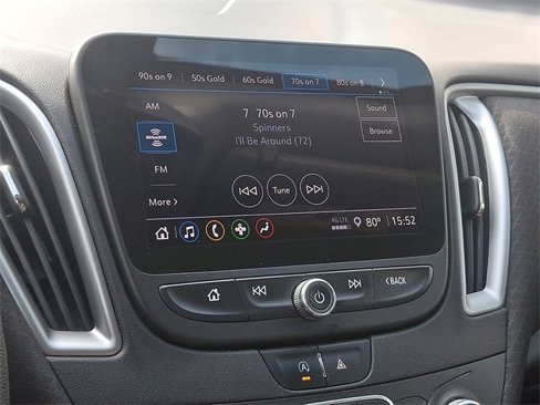 Used 2022 Chevrolet Malibu LT image 16