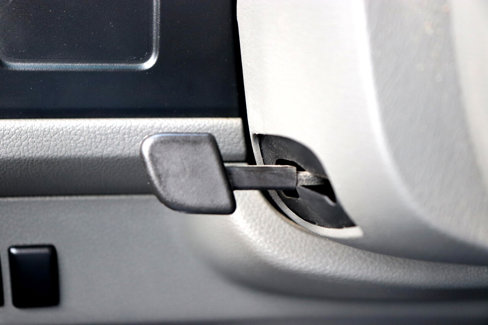 Used 2015 Nissan NV 2500 SV image 31
