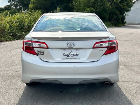 Used 2013 Toyota Camry SE image 4