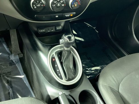 Used 2015 Kia Soul image 15