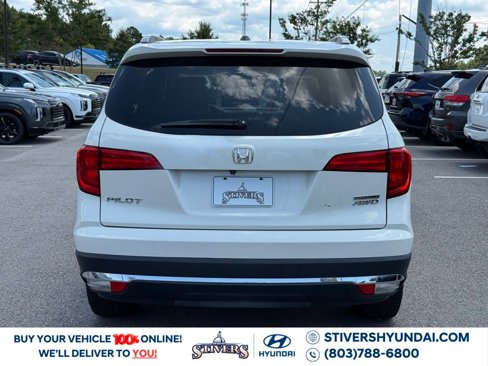 Used 2017 Honda Pilot Touring image 12