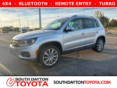 Used 2012 Volkswagen Tiguan S image 1