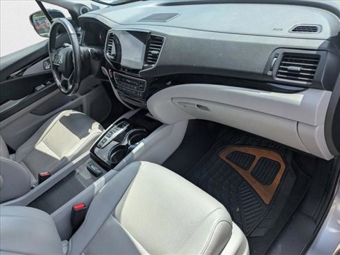 Used 2021 Honda Pilot Elite image 27