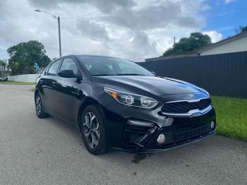Used 2021 Kia Forte LXS image 3