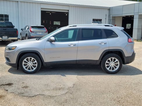 Used 2019 Jeep Cherokee Latitude w/ Popular Appearance Group image 39