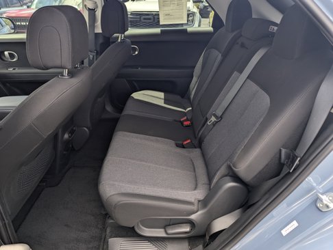 Certified 2022 Hyundai Ioniq 5 SE w/ Cargo Package image 8