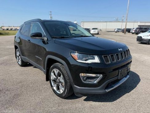 Used 2018 Jeep Compass Limited w/ Navigation Group image 23