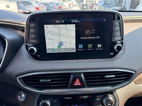 Used 2020 Hyundai Santa Fe Limited image 32