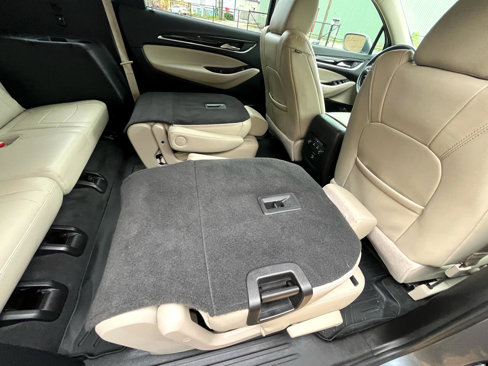Used 2020 Buick Enclave Essence image 51