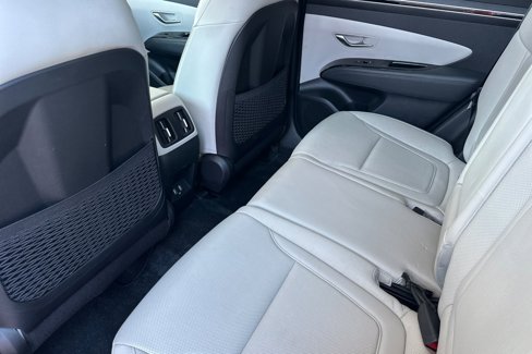 Used 2022 Hyundai Tucson Limited image 7