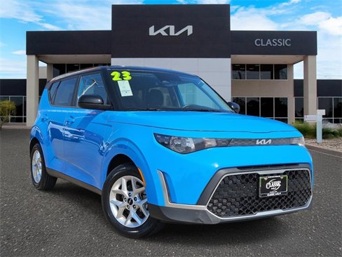 Certified 2023 Kia Soul S image 1