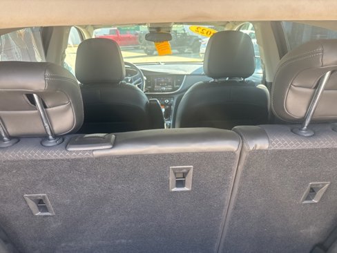 Certified 2022 Buick Encore Preferred w/ Safety Package image 16