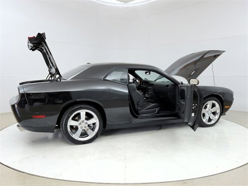 Used 2009 Dodge Challenger R/T image 12