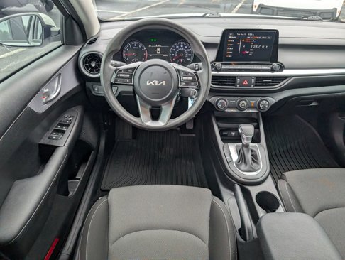 Used 2024 Kia Forte LXS image 10