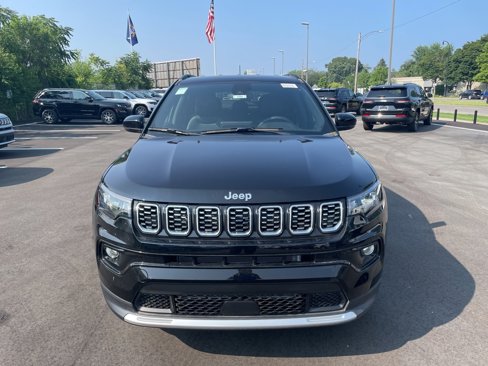 New 2025 Jeep Compass Limited image 11
