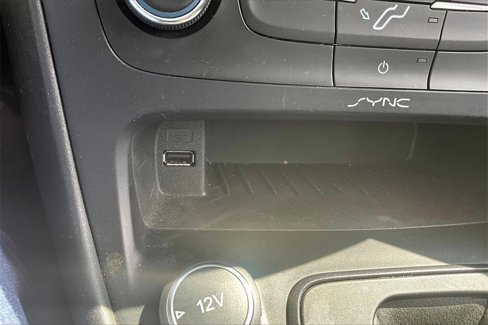 Used 2016 Ford Focus SE image 16