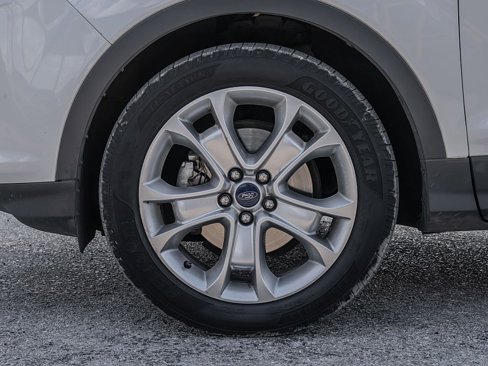 Used 2016 Ford Escape Titanium image 34