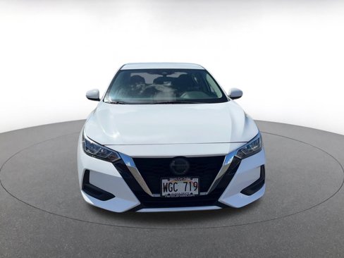 Used 2021 Nissan Sentra SV image 3