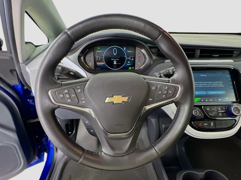 Used 2020 Chevrolet Bolt LT image 11