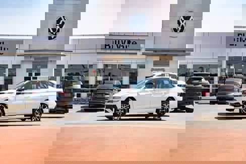 New 2025 Volkswagen Jetta Sport image 1