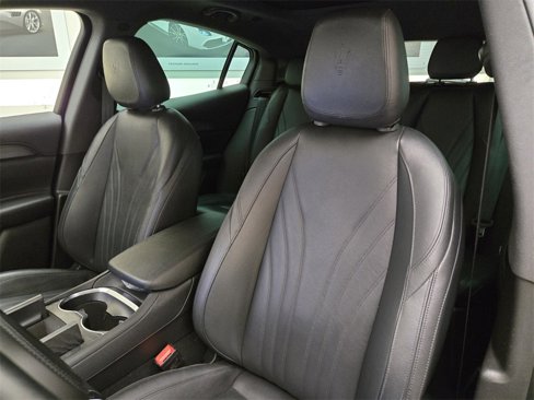 Used 2023 Maserati Grecale GT image 32
