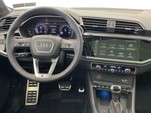New 2025 Audi Q3 2.0T Premium Plus image 26