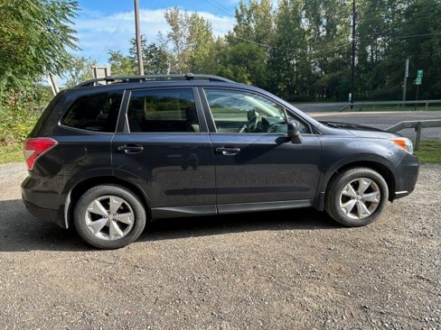 Used 2015 Subaru Forester 2.5i Premium w/ All-Weather Package image 10