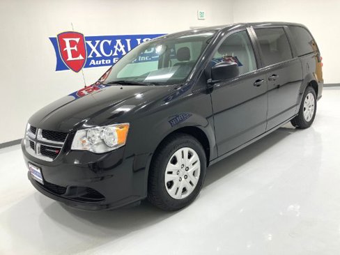 Used 2018 Dodge Grand Caravan SE image 14