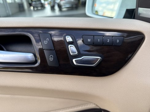 Used 2018 Mercedes-Benz GLE 350 image 12
