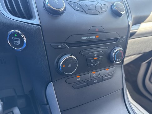Used 2018 Ford Edge SE image 22