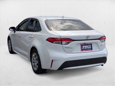 Used 2020 Toyota Corolla LE image 7