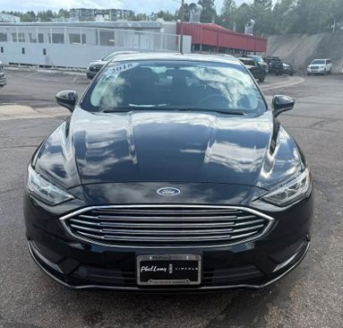Certified 2018 Ford Fusion SE image 2