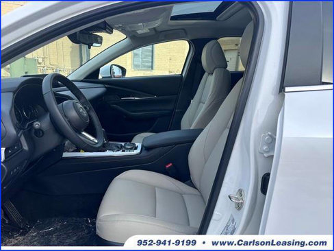 Used 2025 MAZDA CX-30 AWD 2.5 S w/ Preferred Package image 9