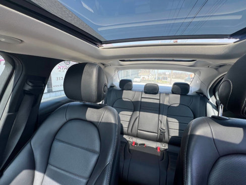 Used 2017 Mercedes-Benz C 300 4MATIC Sedan image 22