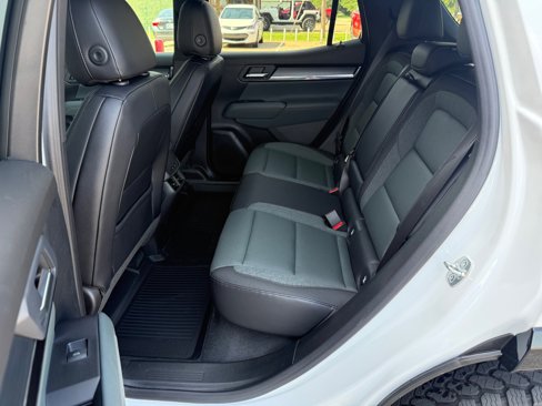 New 2026 GMC Terrain AT4 w/ Convenience Package III image 11