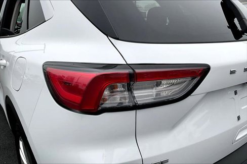 Used 2022 Ford Escape SE image 21