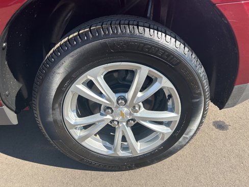 Used 2017 Chevrolet Equinox LT w/ Convenience Package image 29