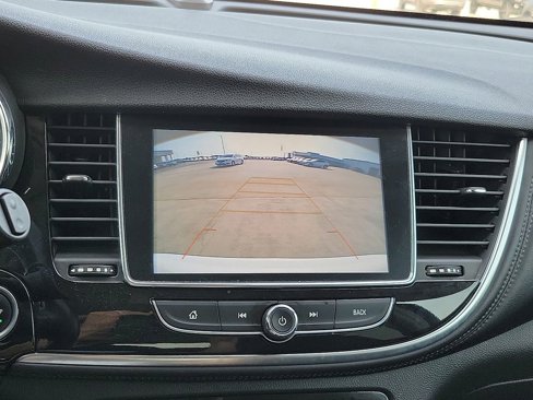 Used 2018 Buick Encore Preferred image 16
