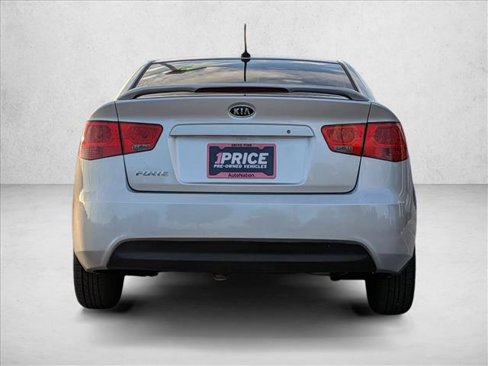 Used 2013 Kia Forte LX image 6