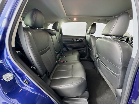 Used 2020 Nissan Rogue SL w/ Premium Package image 27